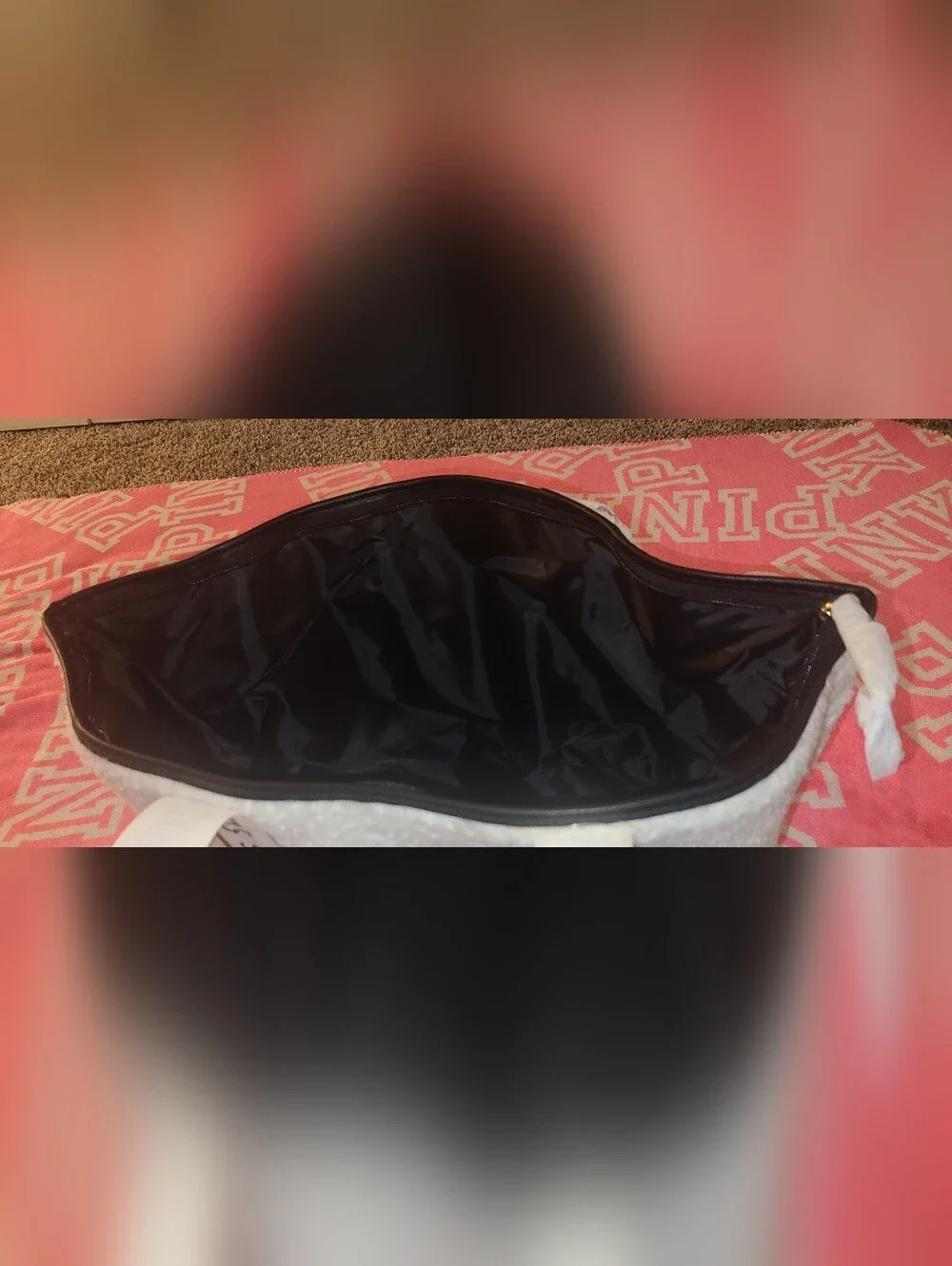 Victoria's Secret Cream Sherpa Tote NWT - Picture 5 of 6